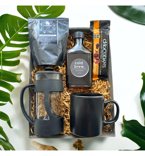 Cold Brew Filtre Kahve French Press Siyah Kupa Çikolata Hediye Seti Kutusu