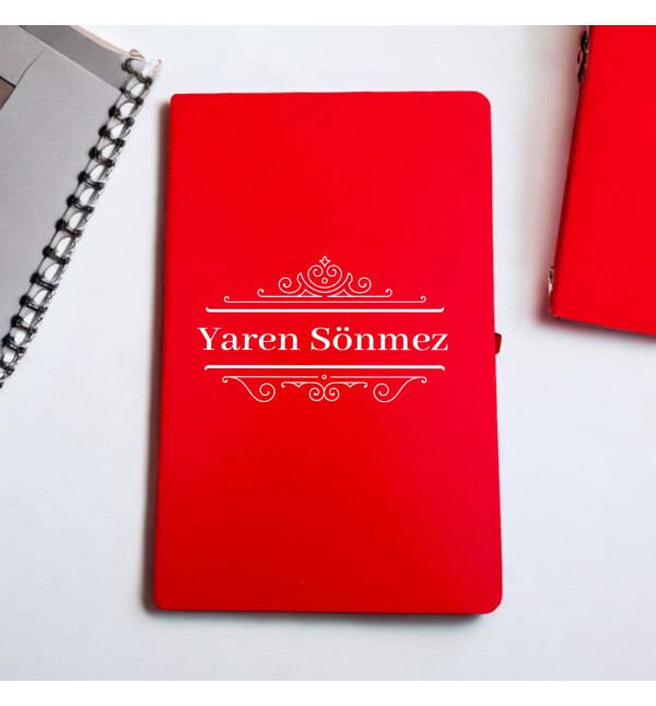 Kişiye Özel İsimli Taç Tasarım Kırmızı Ajanda ve Beyaz Kupa Bardak