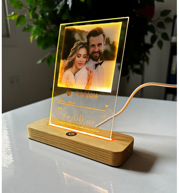 Işıklı Kişiye Özel Fotoğraflı Spotify Şarkı Barkodlu 3D Led Lamba Masaüstü Plak Gece Lambası Fotoğraf Çerçevesi