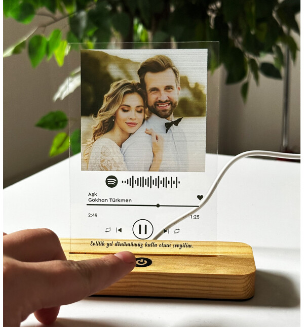 Işıklı Kişiye Özel Fotoğraflı Spotify Şarkı Barkodlu 3D Led Lamba Masaüstü Plak Gece Lambası Fotoğraf Çerçevesi