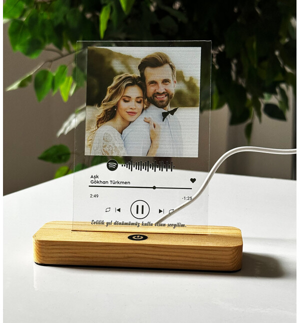 Işıklı Kişiye Özel Fotoğraflı Spotify Şarkı Barkodlu 3D Led Lamba Masaüstü Plak Gece Lambası Fotoğraf Çerçevesi