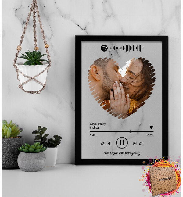 Kişiye Özel Kendin Tasarla Kalp Tasarım Fotoğraflı Spotify Şarkı Barkodlu Fotoğraf Çerçevesi
