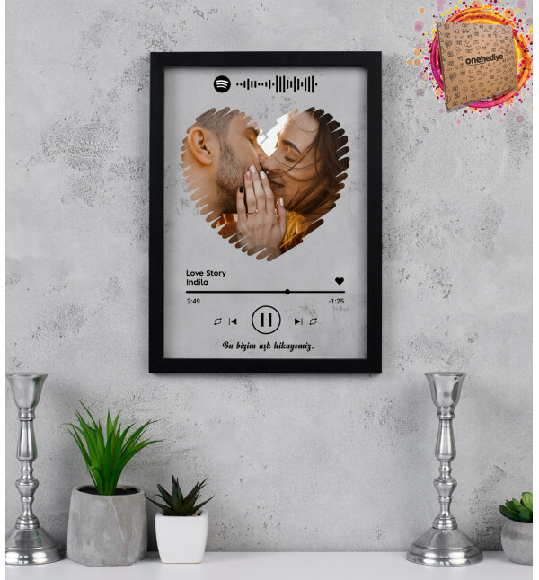 Kişiye Özel Kendin Tasarla Kalp Tasarım Fotoğraflı Spotify Şarkı Barkodlu Fotoğraf Çerçevesi