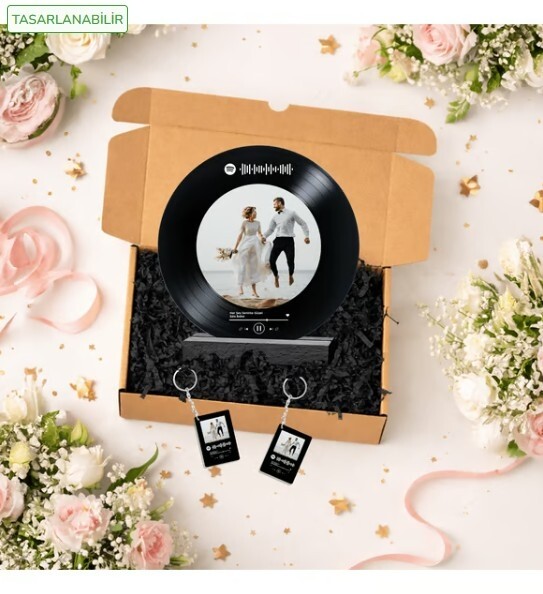 Kişiye Özel Tasarlanan Fotoğraflı Spotify Şarkı BarkodluYuvarlak Plak Tasarım Fotoğraf Çerçevesi ve 2 Anahtarlık Hediyeli