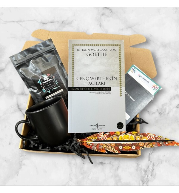 Kitap Seçmeli Filtre Kahve Siyah Kupa Tütsü Hediye Seti