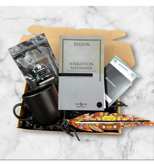 Kitap Seçmeli Filtre Kahve Siyah Kupa Tütsü Hediye Seti